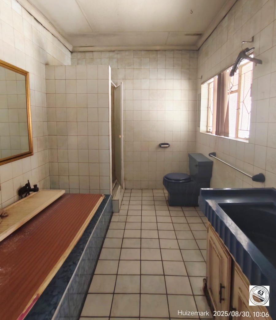 6 Bedroom Property for Sale in Sasolburg Ext 3 Free State